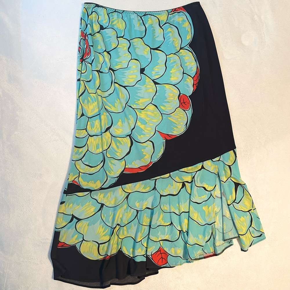 Floral Patterned Skirt - Black and Blue